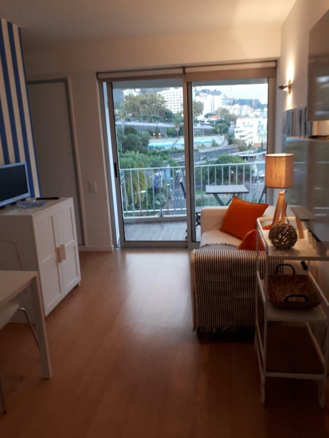 Apartamento Vista Mar E Piscina Фуншал Экстерьер фото